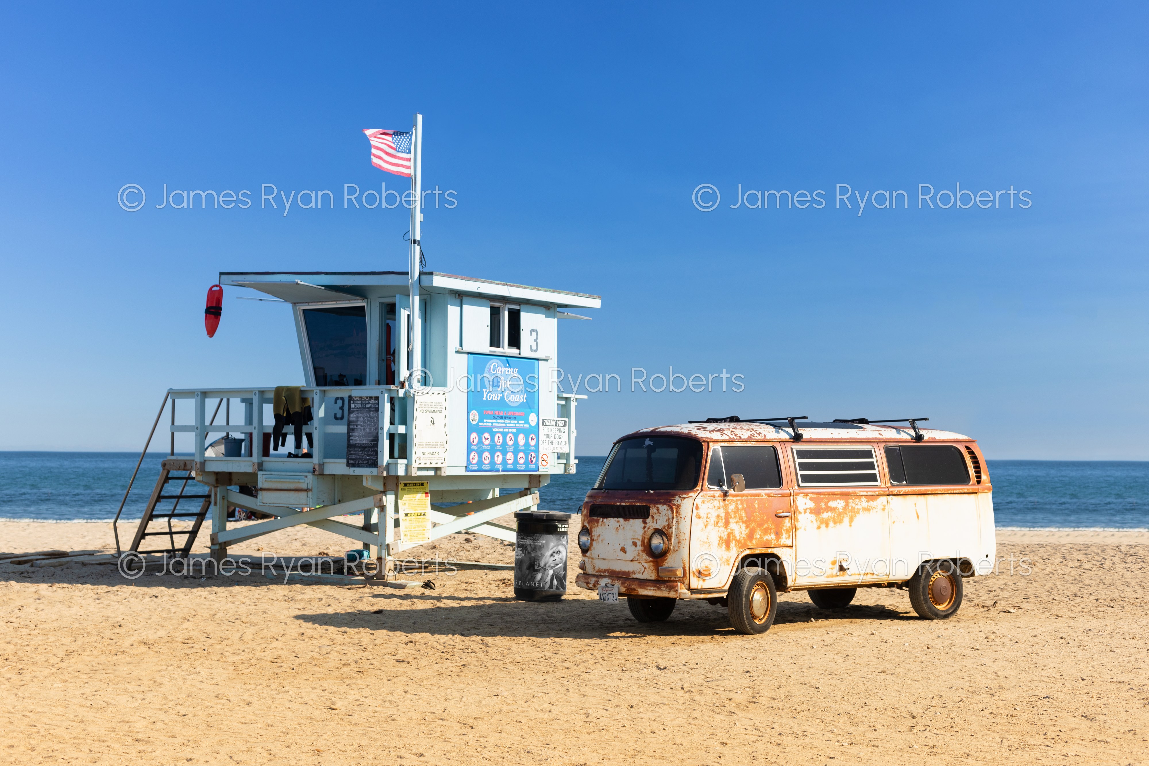 Lifeguard Tower VW Bus - Malibu — California large-format fine art print