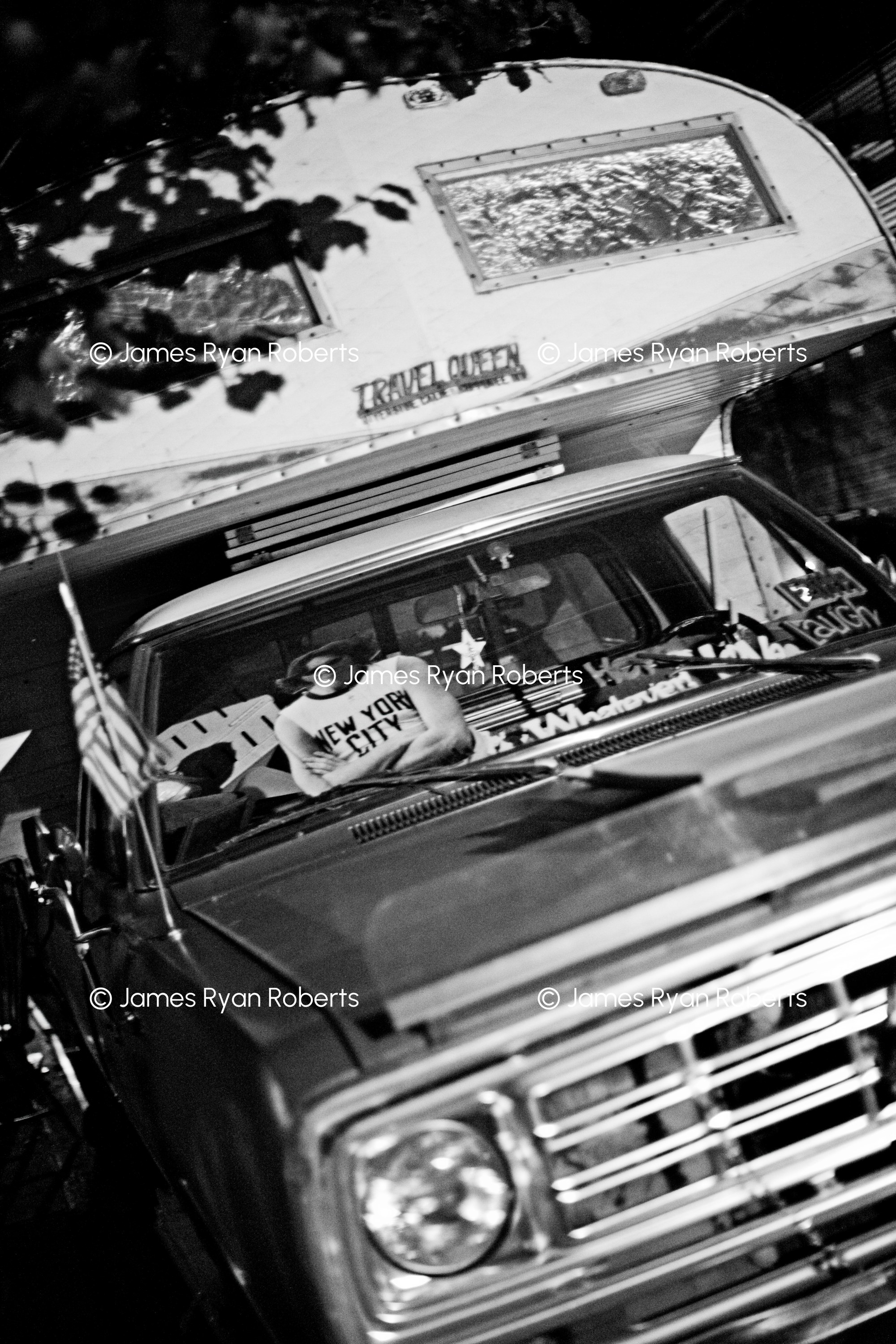 Abandoned Truck, NYC — New York City large-format fine art print
